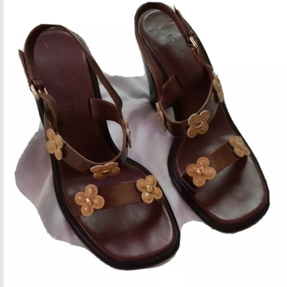Louis Vuitton sz 40 /8.5 US - Picture 1 of 3